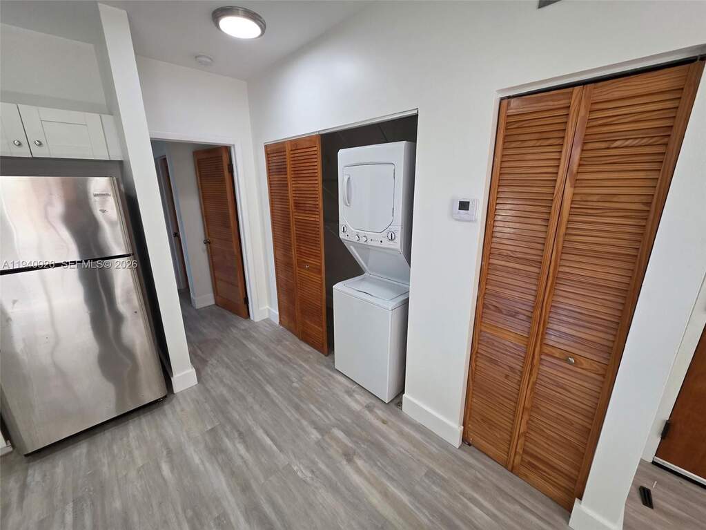 8 Bedroom Multi Unit's Image 20