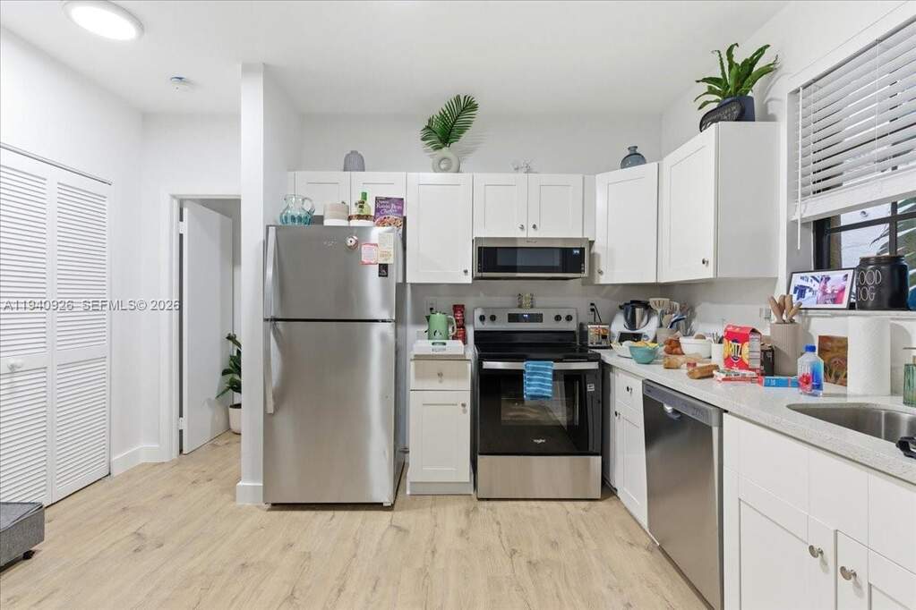 8 Bedroom Multi Unit's Image 6