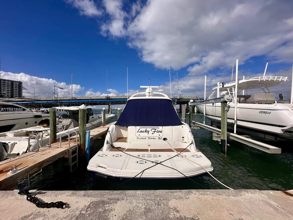 Dock