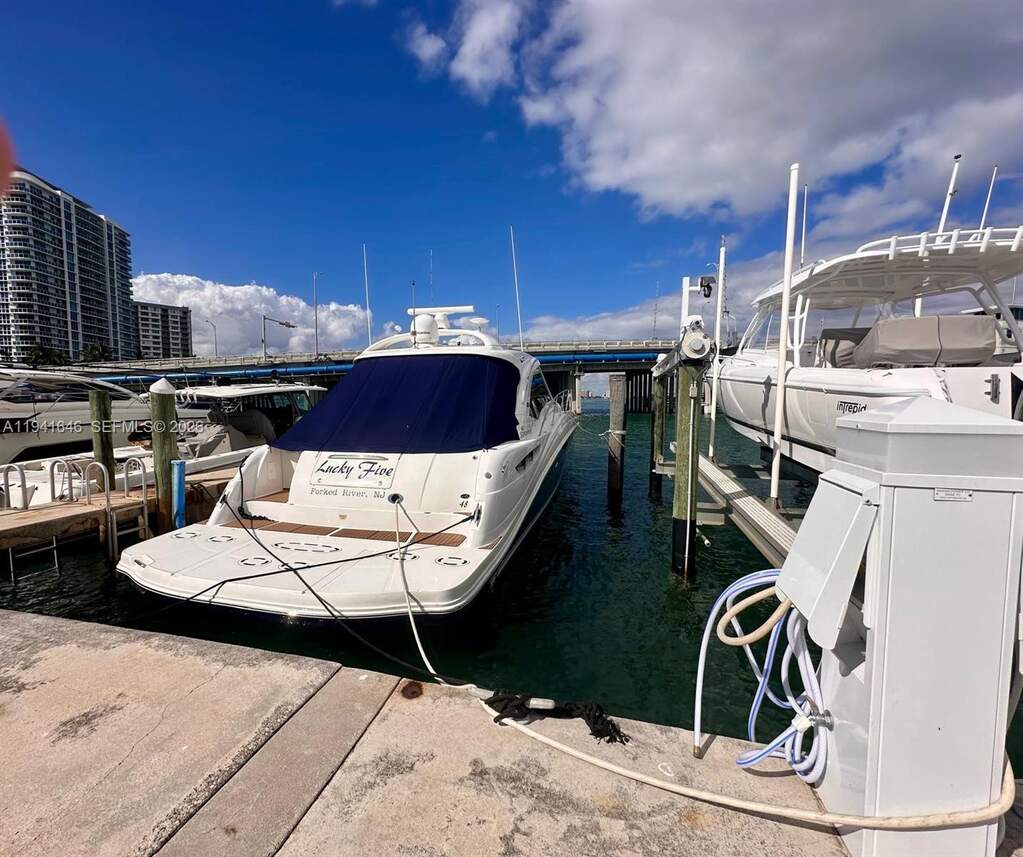 Dock