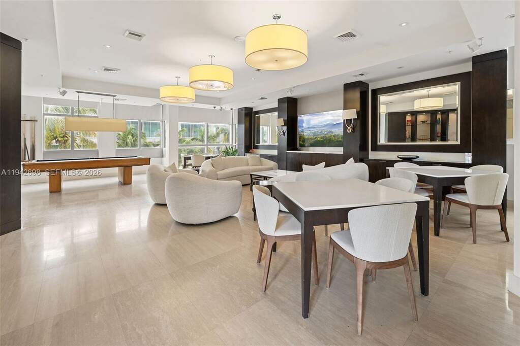 3 Bedroom Apartment/Flat's Image 89