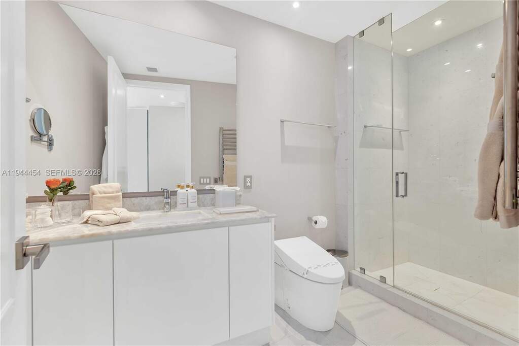 4 Bedroom Apartment/Flat's Image 32