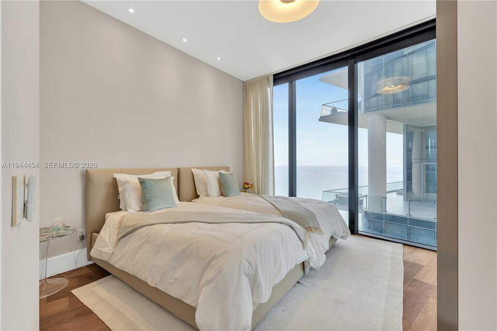 4 Bedroom Apartment/Flat's Image 36