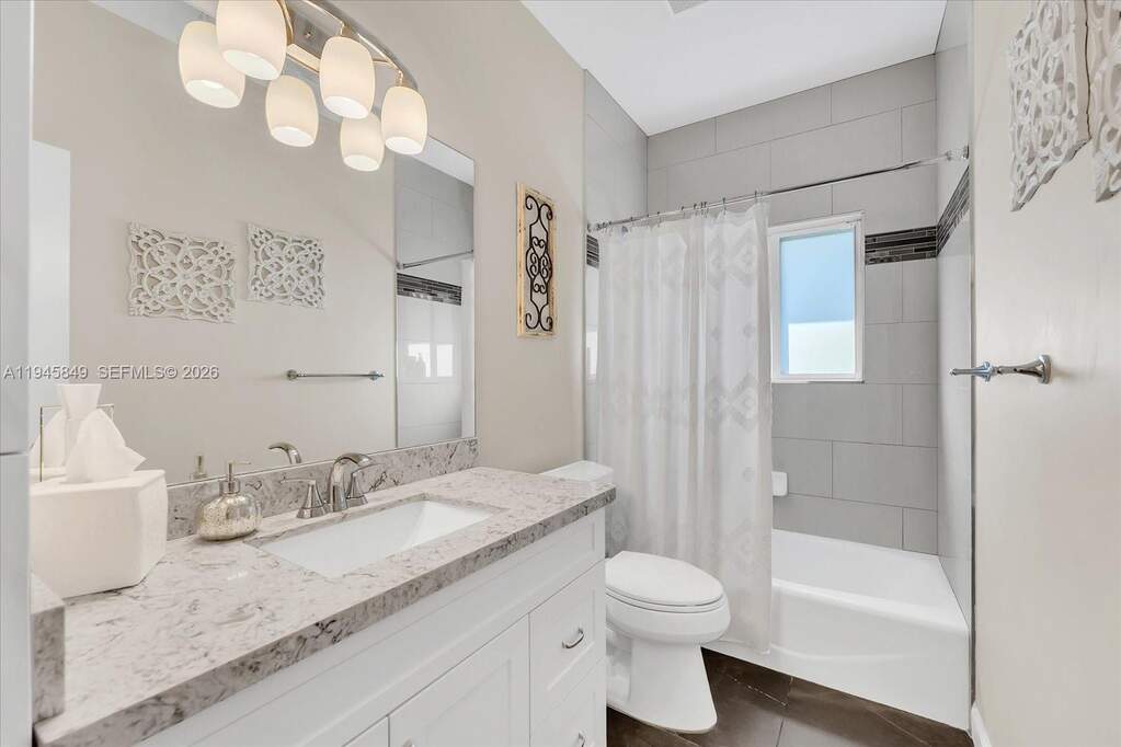 4 Bedroom Single Family Home/House's Image 21