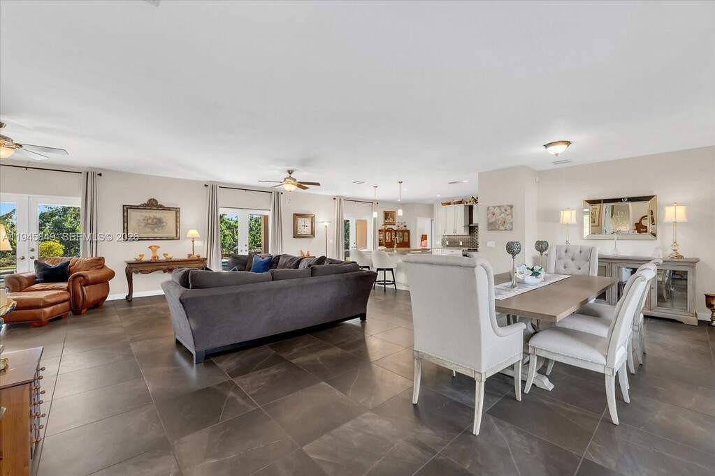 4 Bedroom Single Family Home/House's Image 5