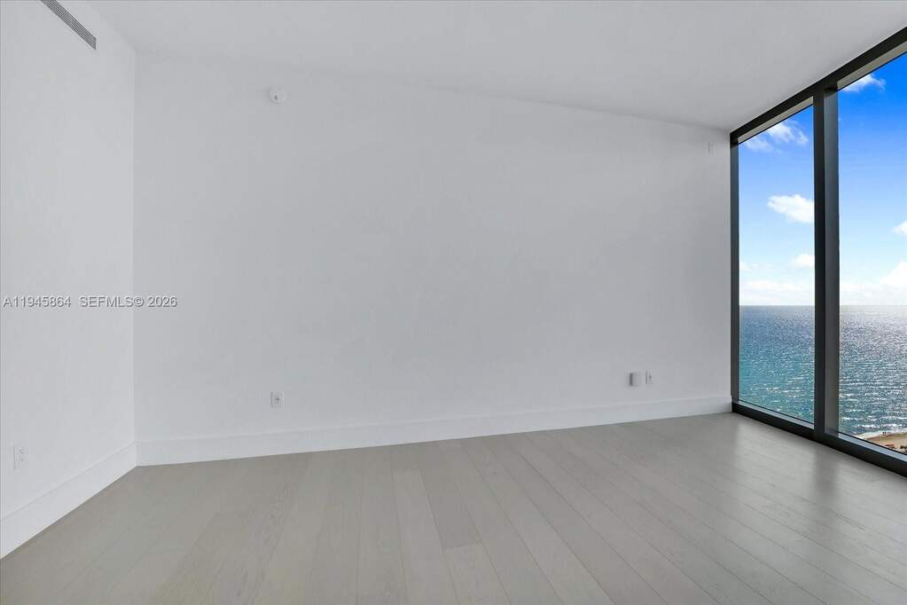 5 Bedroom Apartment/Flat's Image 25