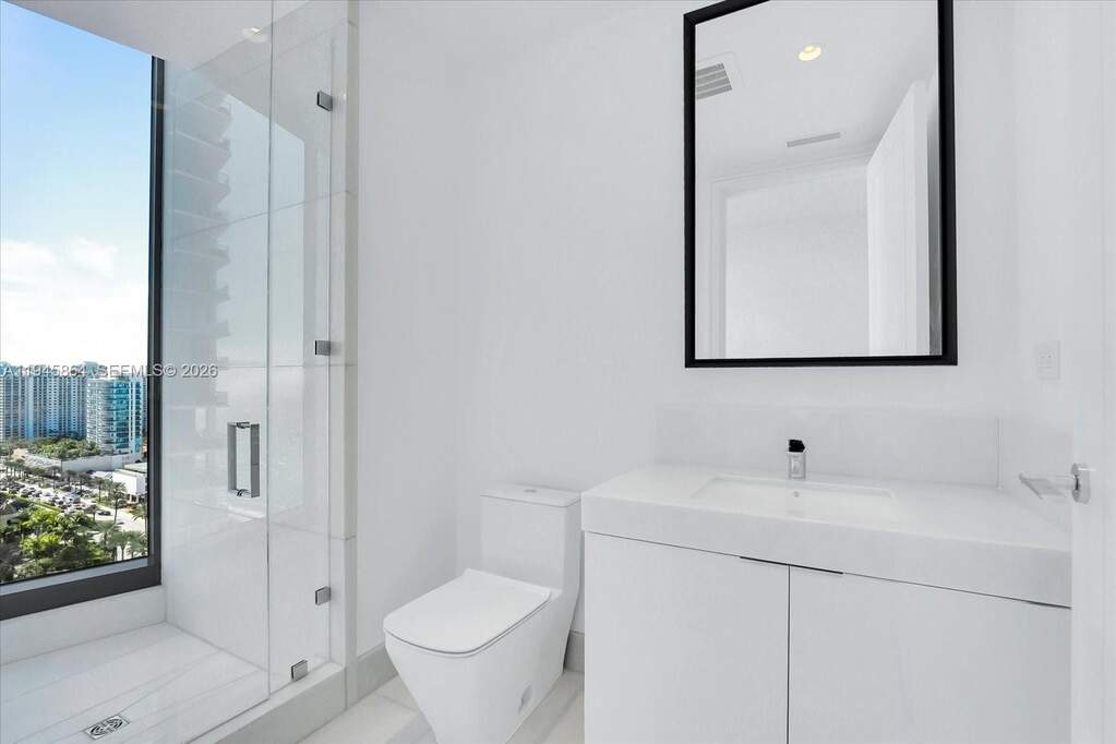 5 Bedroom Apartment/Flat's Image 27
