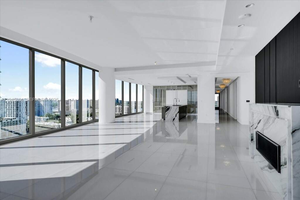 5 Bedroom Apartment/Flat's Image 5