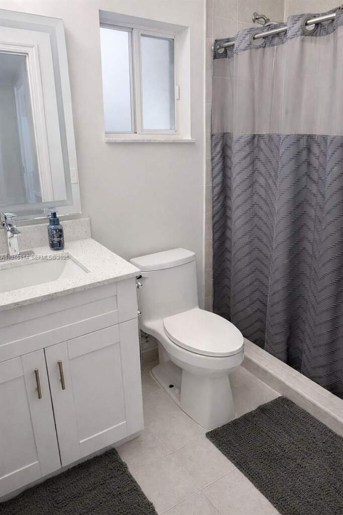 3 Bedroom Single Family Home/House's Image 7