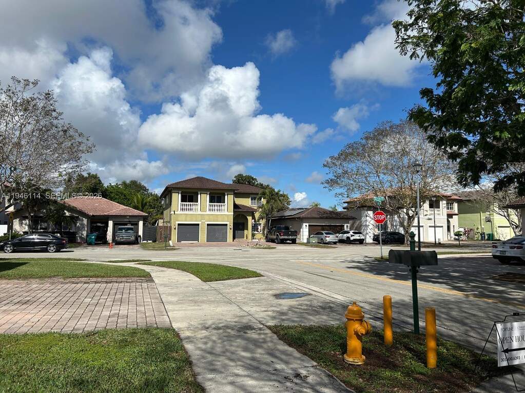 3 Bedroom Single Family Home/House's Image 9