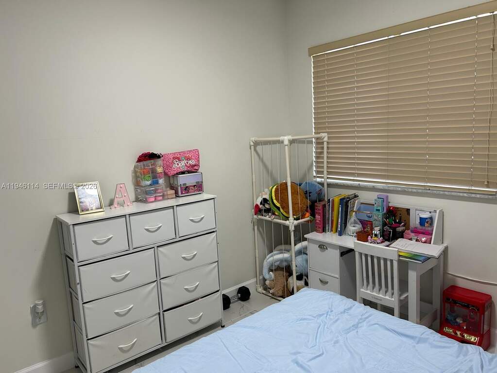 3 Bedroom Single Family Home/House's Image 14
