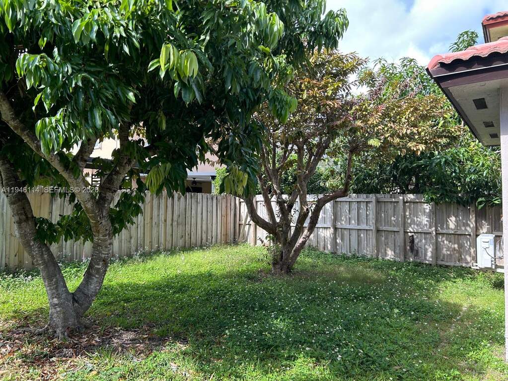 3 Bedroom Single Family Home/House's Image 27