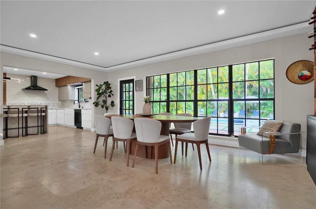 3 Bedroom Single Family Home/House's Image 7