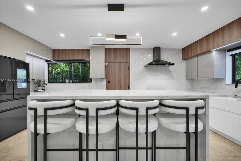 3 Bedroom Single Family Home/House's Image 12