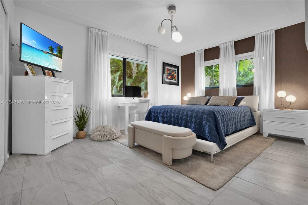 3 Bedroom Single Family Home/House's Image 14