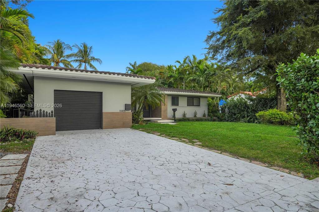 3 Bedroom Single Family Home/House's Image 33