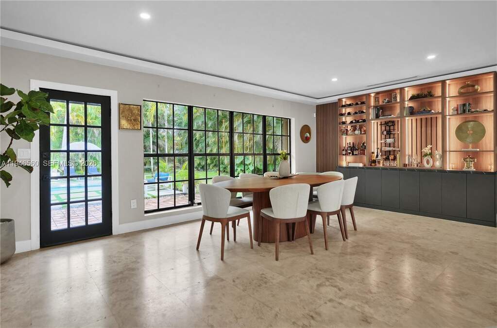 3 Bedroom Single Family Home/House's Image 4