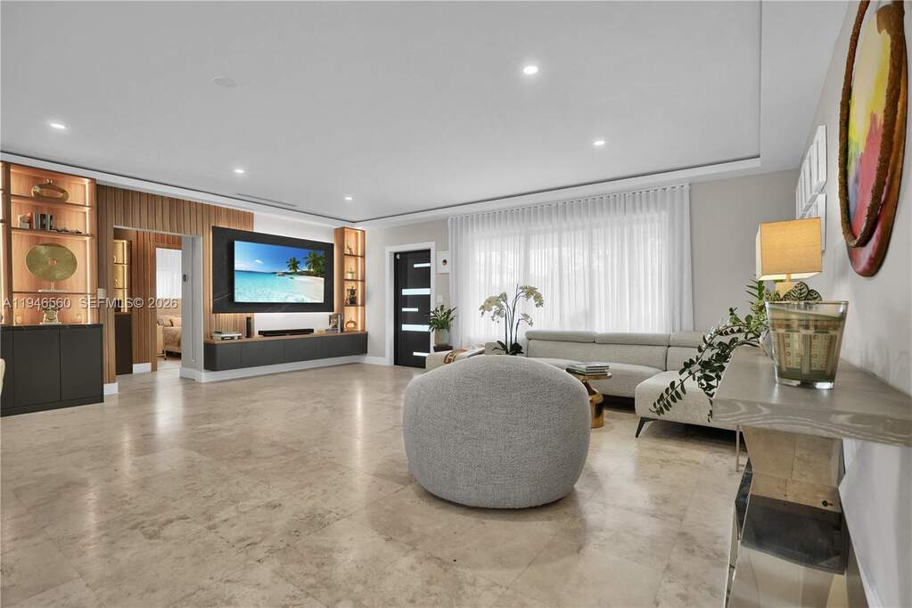 3 Bedroom Single Family Home/House's Image 5
