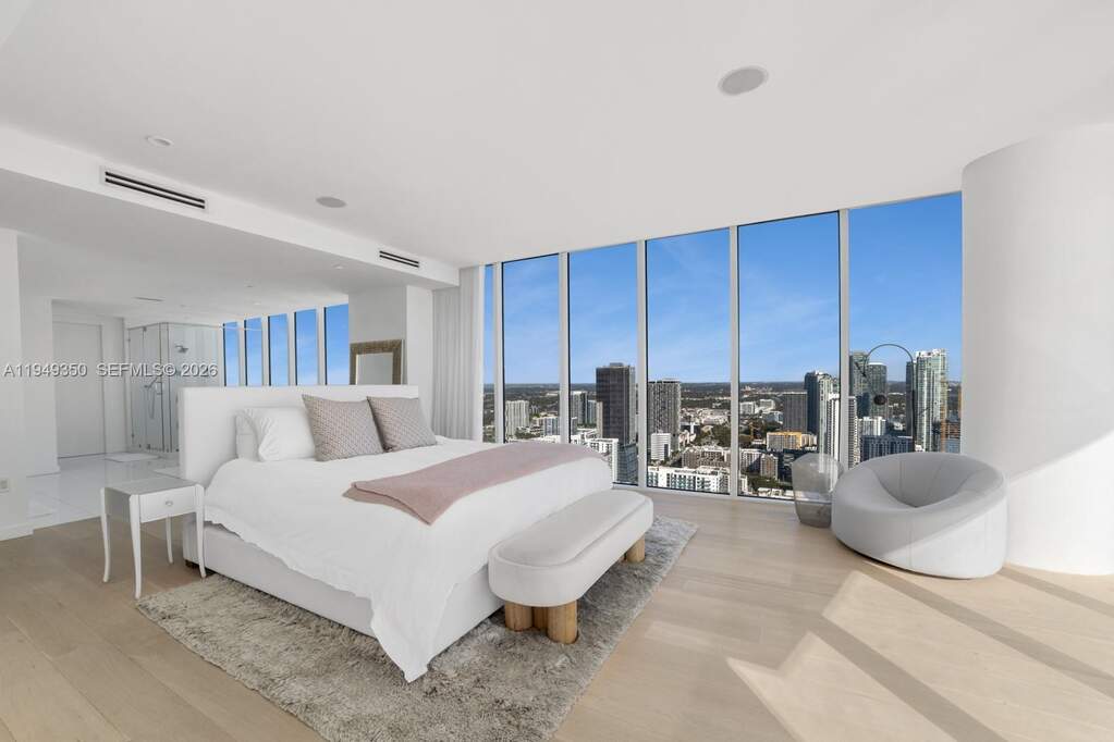 4 Bedroom Apartment/Flat's Image 13