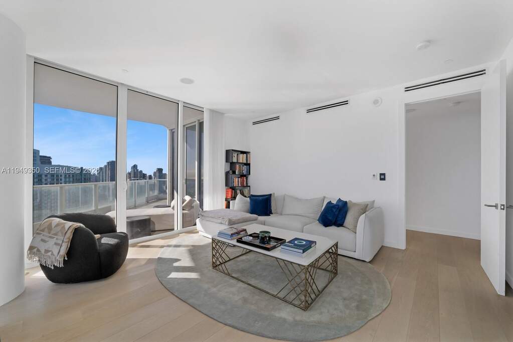 4 Bedroom Apartment/Flat's Image 24