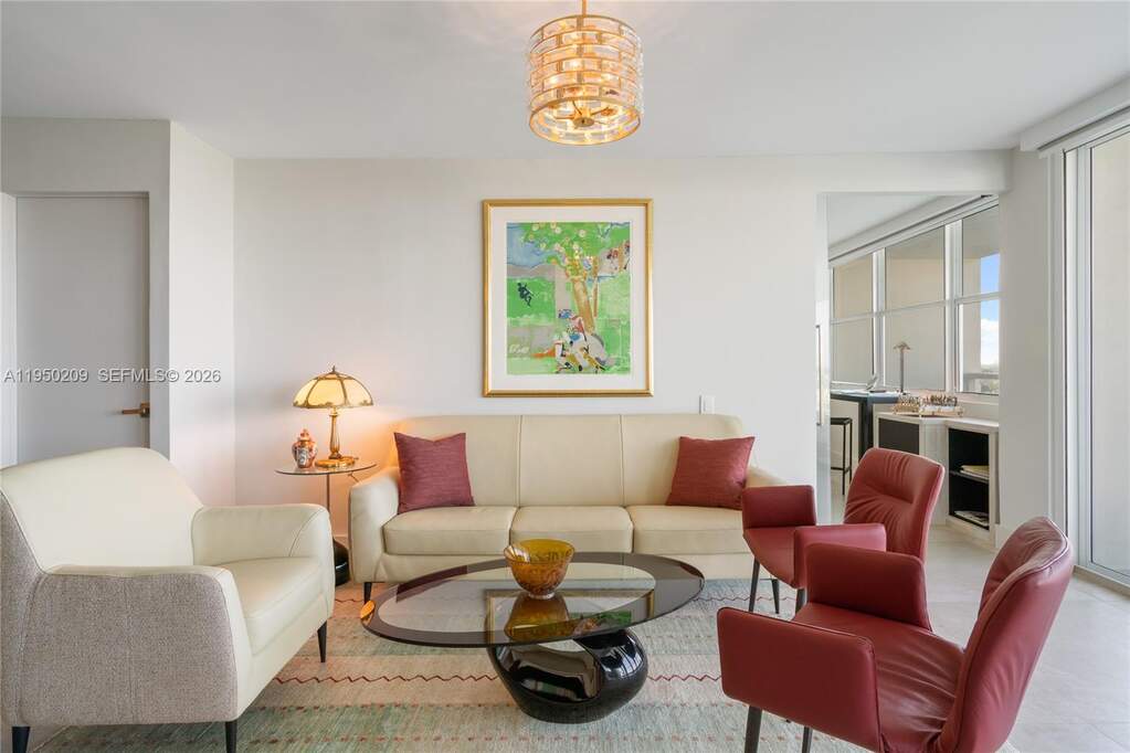 2 Bedroom Apartment/Flat's Image 10