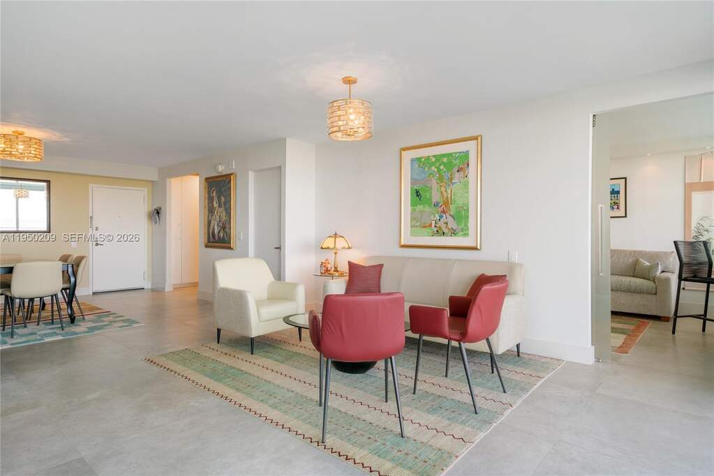 2 Bedroom Apartment/Flat's Image 11