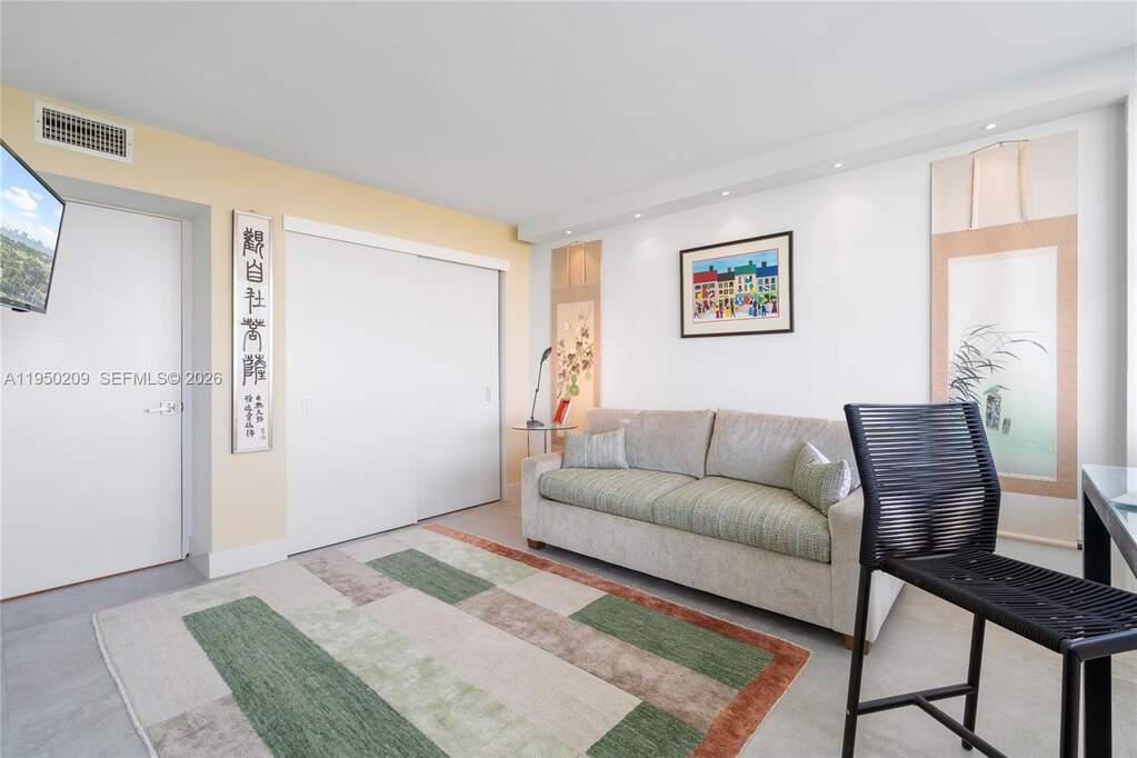 2 Bedroom Apartment/Flat's Image 13