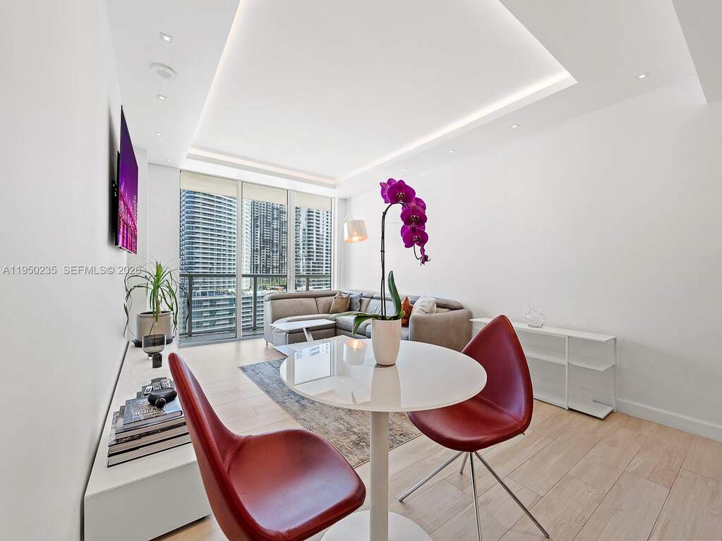 1 Bedroom Apartment/Flat's Image 12