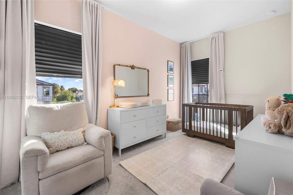 3 Bedroom Villa/Townhouse's Image 12