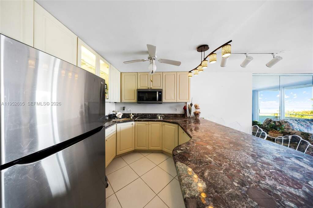 1 Bedroom Apartment/Flat's Image 3