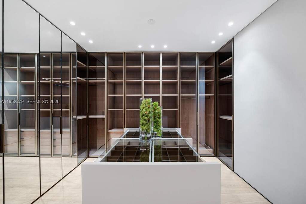 5 Bedroom Apartment/Flat's Image 17