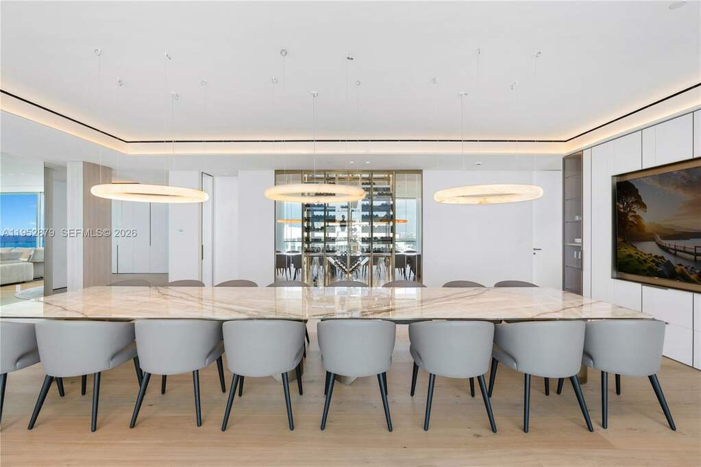 5 Bedroom Apartment/Flat's Image 5