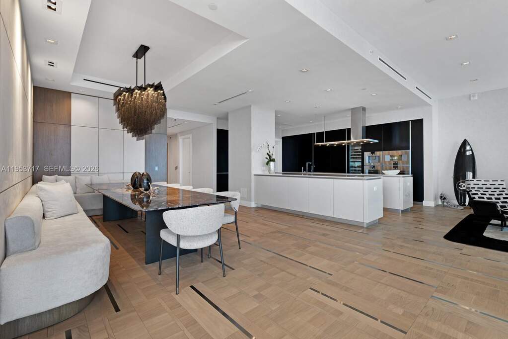 5 Bedroom Apartment/Flat's Image 30