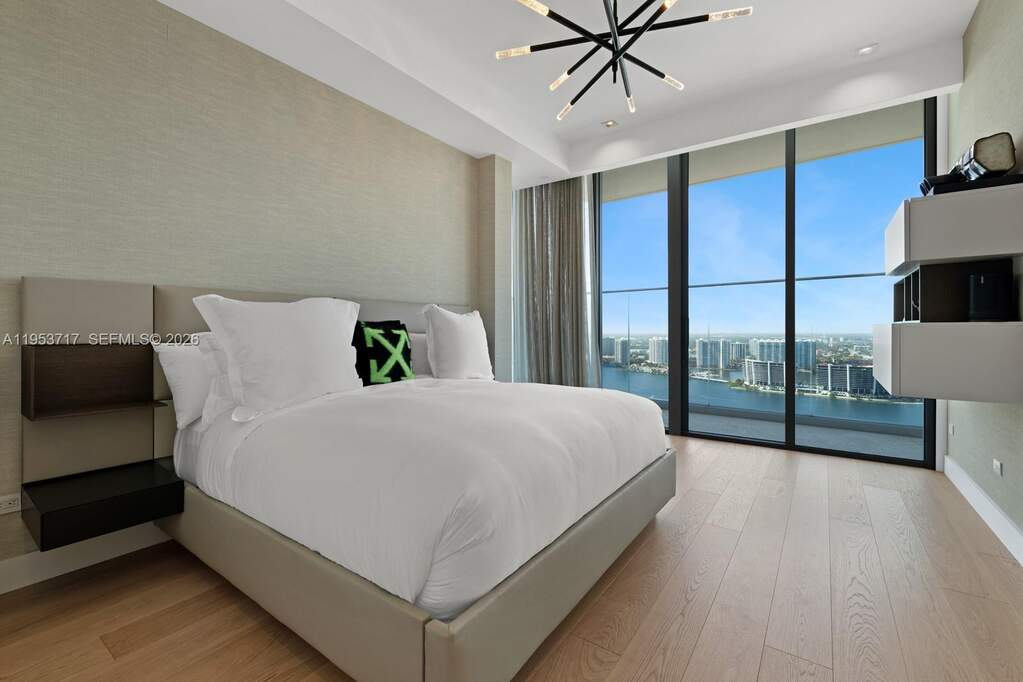 5 Bedroom Apartment/Flat's Image 36