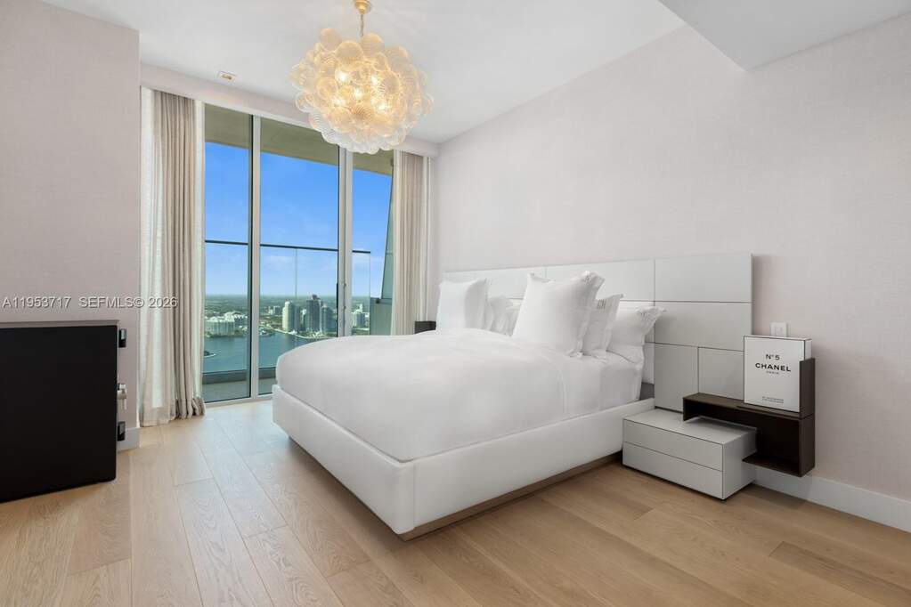 5 Bedroom Apartment/Flat's Image 38