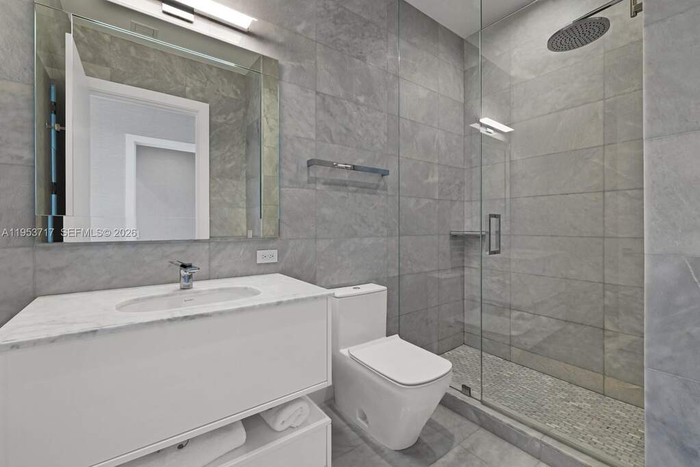 5 Bedroom Apartment/Flat's Image 46
