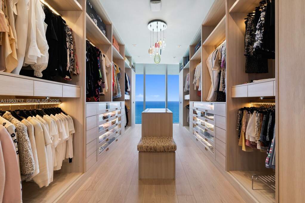 5 Bedroom Apartment/Flat's Image 6