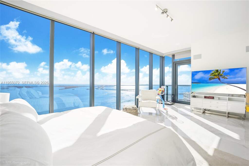 2 Bedroom Apartment/Flat's Image 7