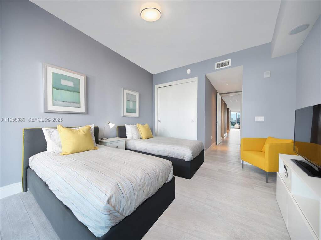 3 Bedroom Apartment/Flat's Image 6