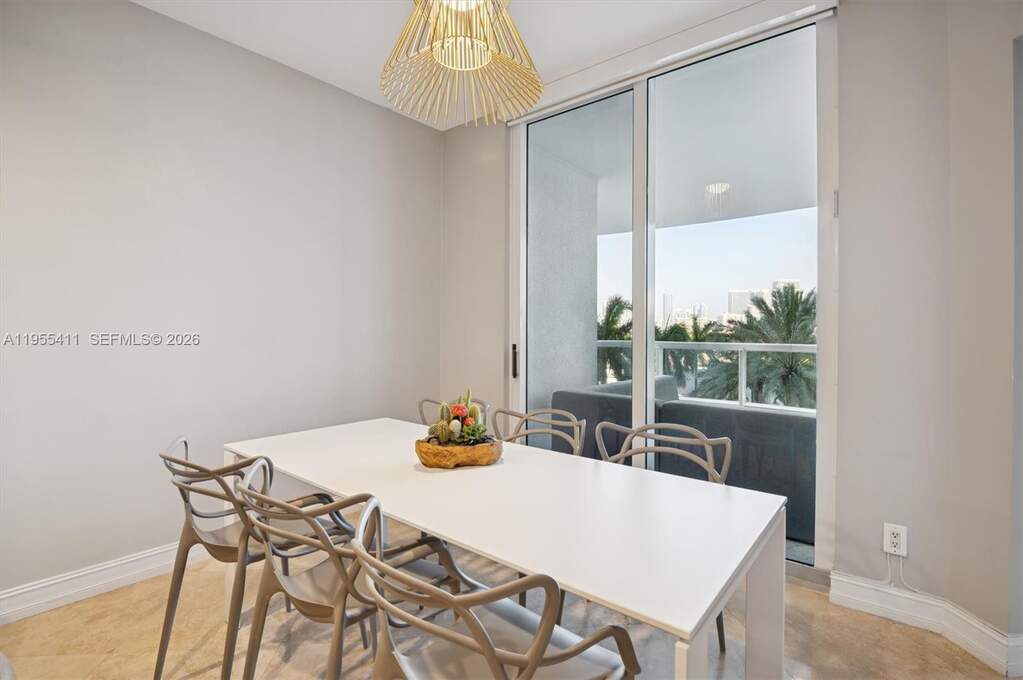 3 Bedroom Apartment/Flat's Image 7