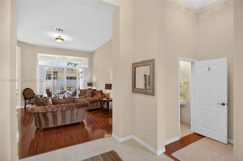 5 Bedroom Single Family Home/House's Image 17