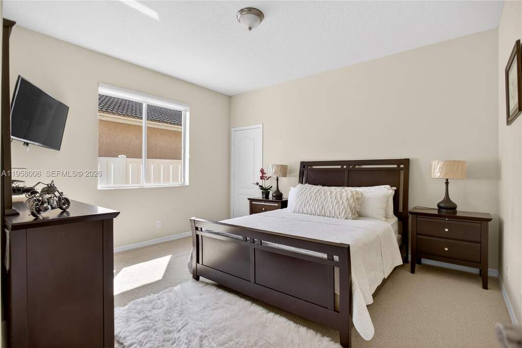 5 Bedroom Single Family Home/House's Image 48