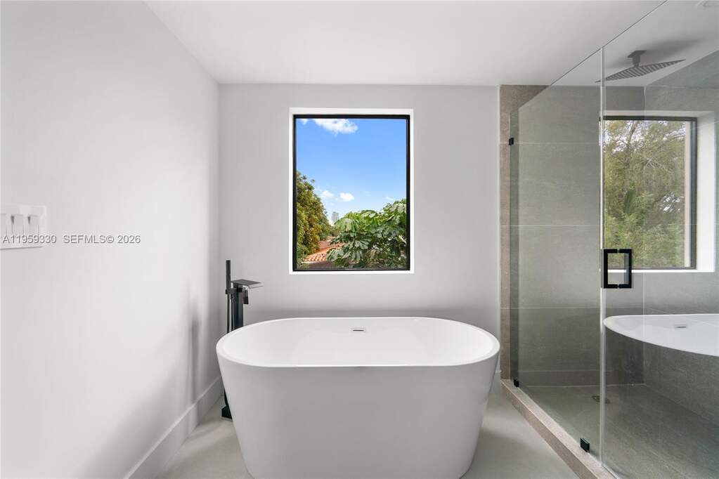 3 Bedroom Villa/Townhouse's Image 27