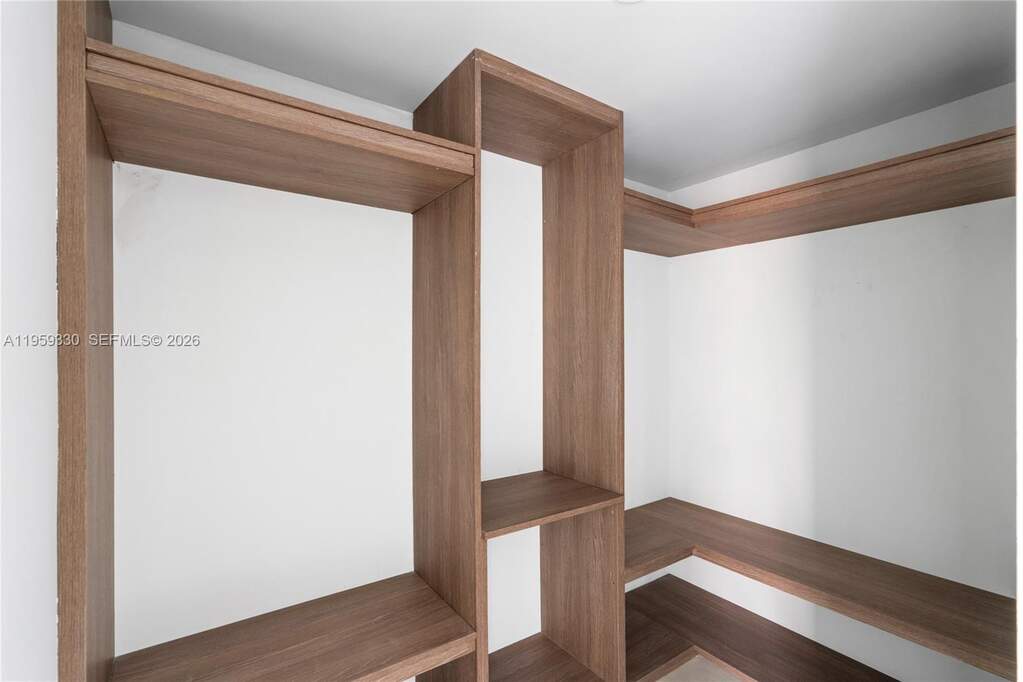 3 Bedroom Villa/Townhouse's Image 30