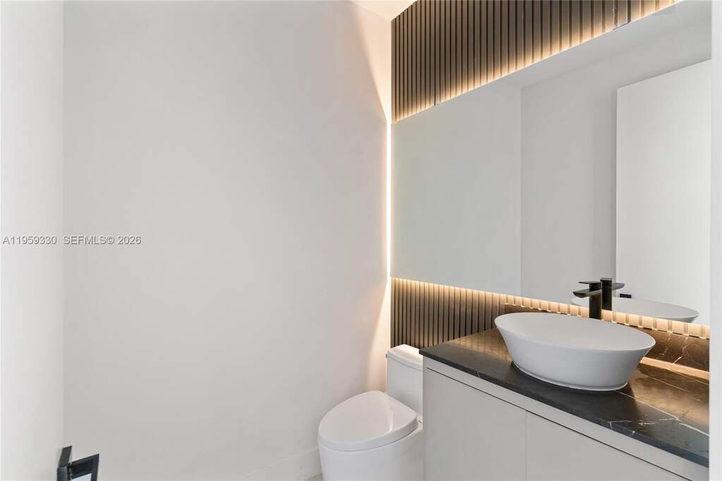 3 Bedroom Villa/Townhouse's Image 35