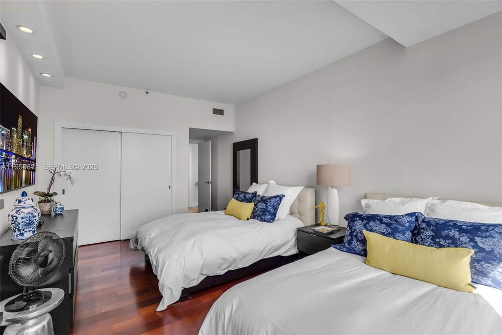 3 Bedroom Apartment/Flat's Image 14