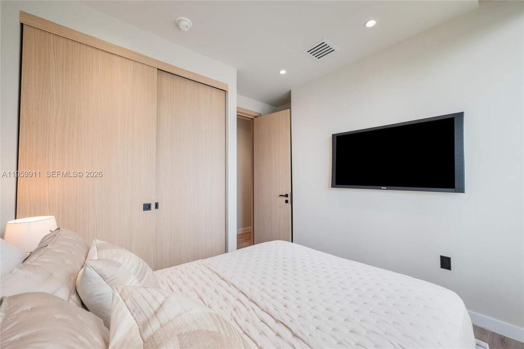 4 Bedroom Villa/Townhouse's Image 11