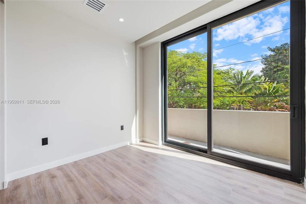 4 Bedroom Villa/Townhouse's Image 14