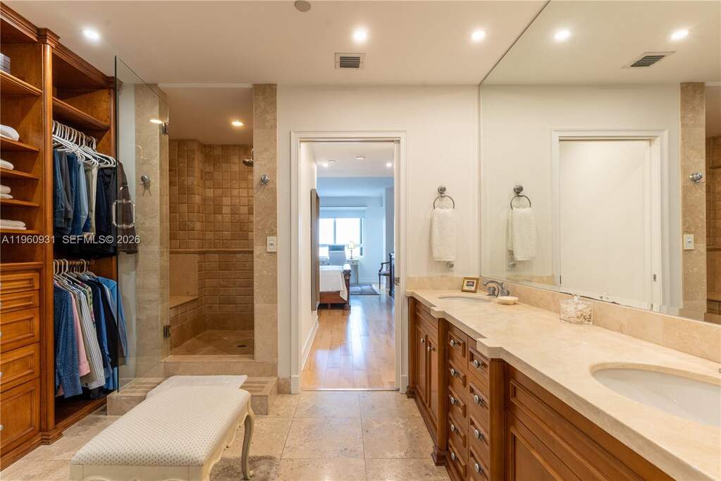 2 Bedroom Apartment/Flat's Image 8