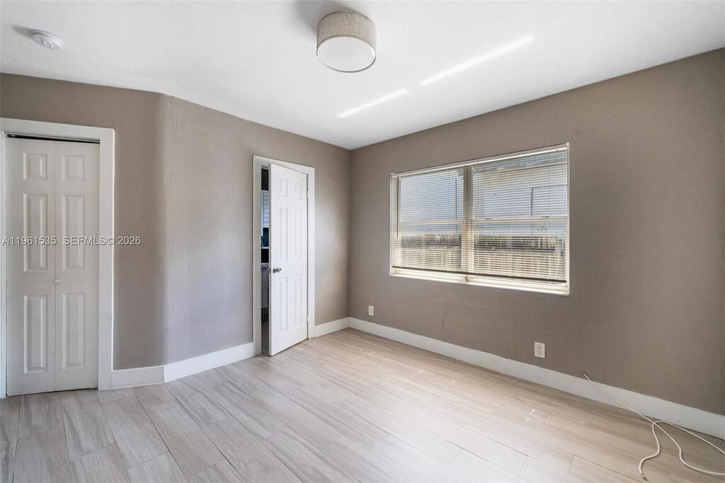 4 Bedroom Multi Unit's Image 8
